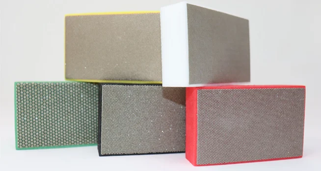 DK Holdings présente ses outils diamantés flexibles pour le façonnage du verre